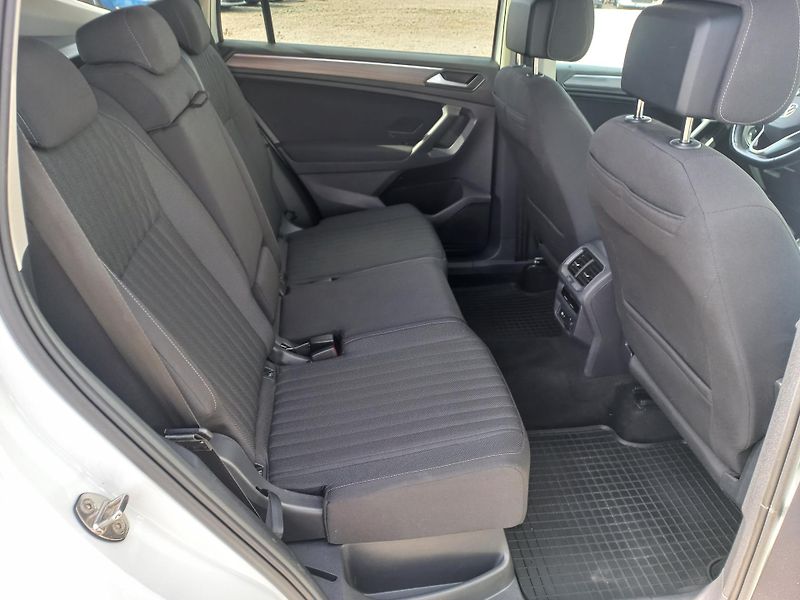 Volkswagen Tiguan Allspace (2023) 2.0TDi 110kW 4x4 DSG ČR DPH - fotka 14 z 23