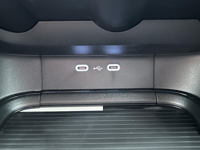 Škoda Kodiaq 2.0 TDI 4x4 SportLine - fotka 15 z 28