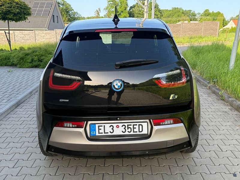 BMW i3 - fotka 51 z 53
