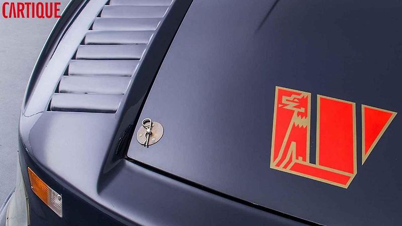 Závodní speciál Porsche 935