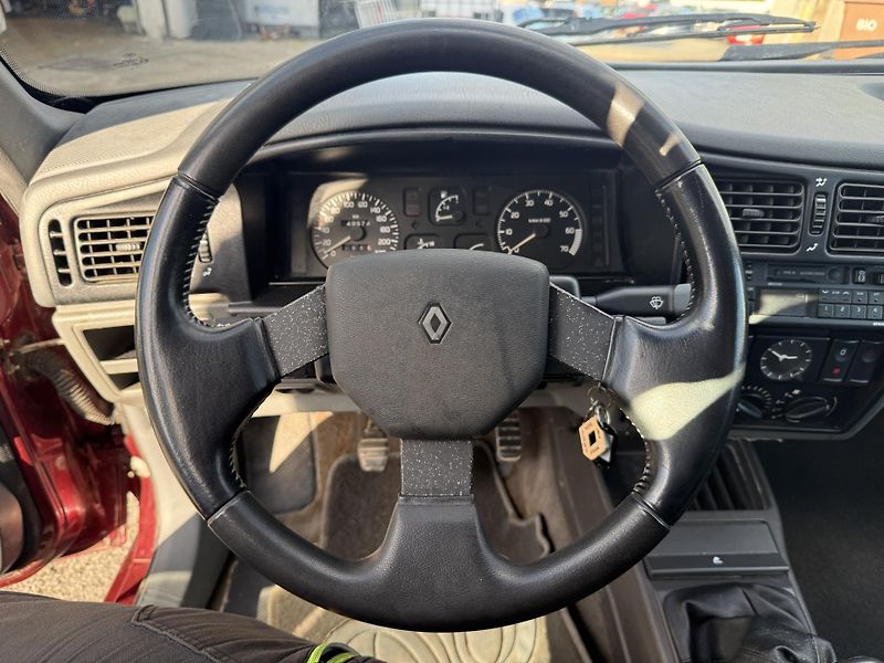 Renault R19 1.8s 66kW - fotka 13 z 22