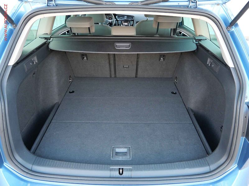 Volkswagen Golf (2013) 1.4TSi, Bixenon, AC - fotka 7 z 18
