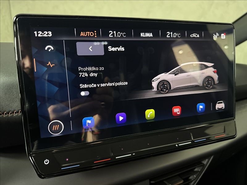 Cupra Born 150kW LED SoH 96,5% PDC - fotka 45 z 48