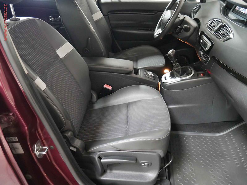 Renault Scénic (2013) 1.6 dCi, ČR, Xenon, AC - fotka 12 z 24