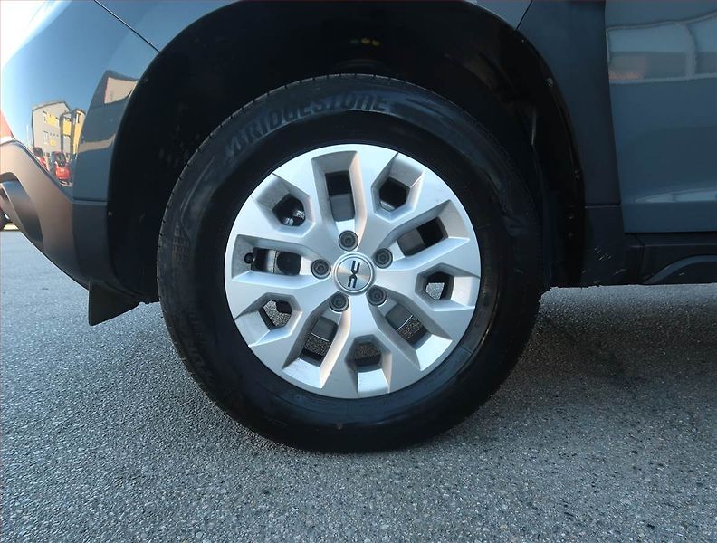 Dacia Duster (2024) Comfort 1.0 TCe, LPG - fotka 14 z 18