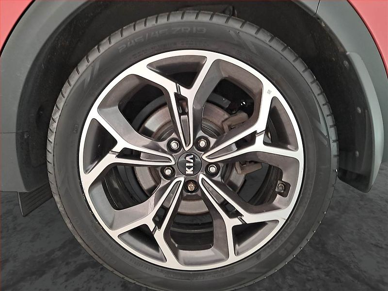 Kia Sportage (2021) GT Line 1.6 T-GDI - fotka 15 z 24