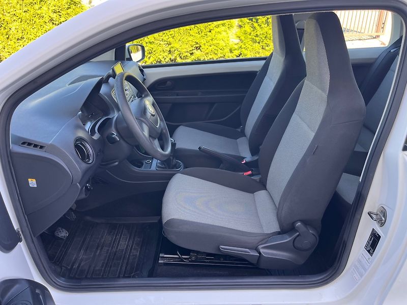 Škoda Citigo (2012) 1.0 i Velmi pěkný+zimaky - fotka 7 z 24