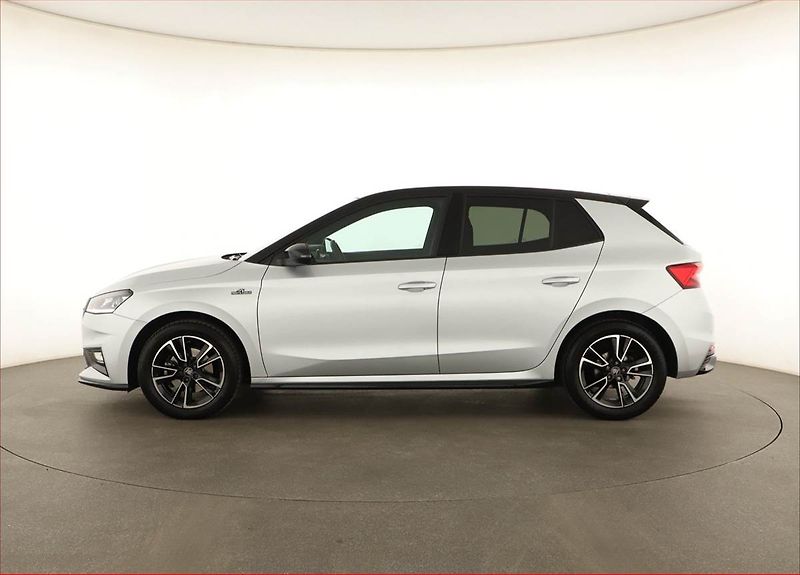 Škoda Fabia (2025) 1.0 TSI, Monte Carlo, FullLed - fotka 3 z 15