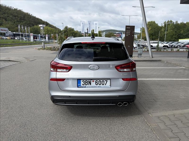 Hyundai i30 1,5 T-GDI DCT  WG FL N Line - fotka 6 z 22