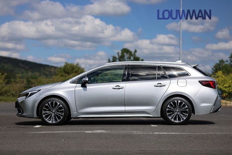 Toyota Corolla 1.8 HEV CVT Style - fotka 3 z 27