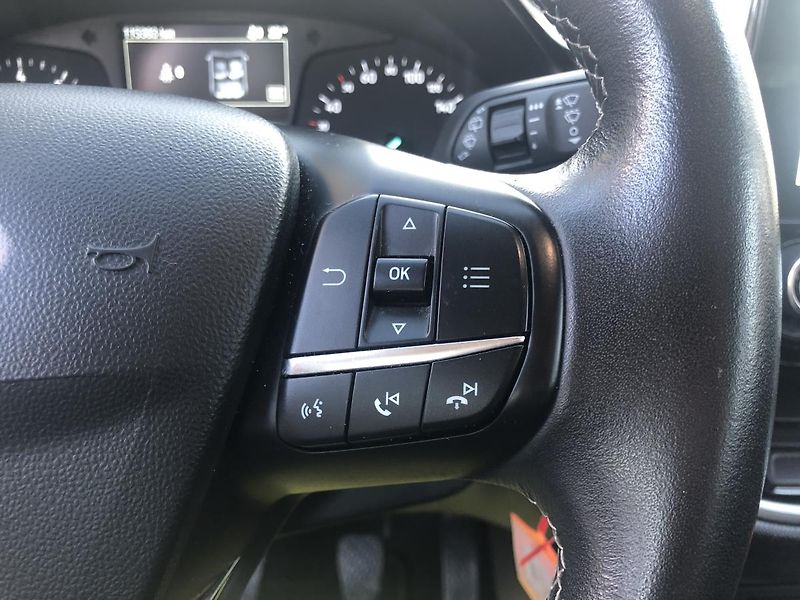 Ford Fiesta (2018) 1,0 NAVI AL kola  - fotka 37 z 69