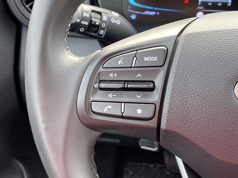 Hyundai i10 1.2i, ČR-1m, Smart, automat - fotka 18 z 31