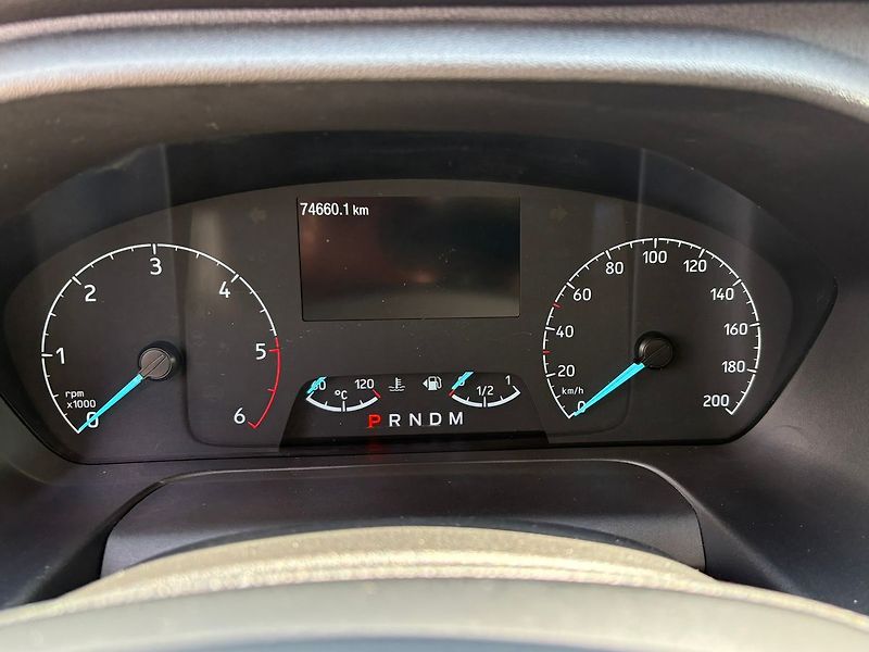 Ford Tourneo Custom 320 L2H1 Titanium 136 kW aut. - fotka 10 z 64