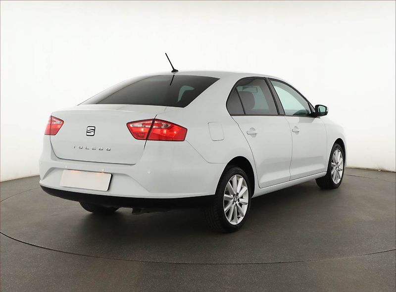 Seat Toledo (2018) 1.0 TSI, Serv.kniha, Tempomat - fotka 5 z 13