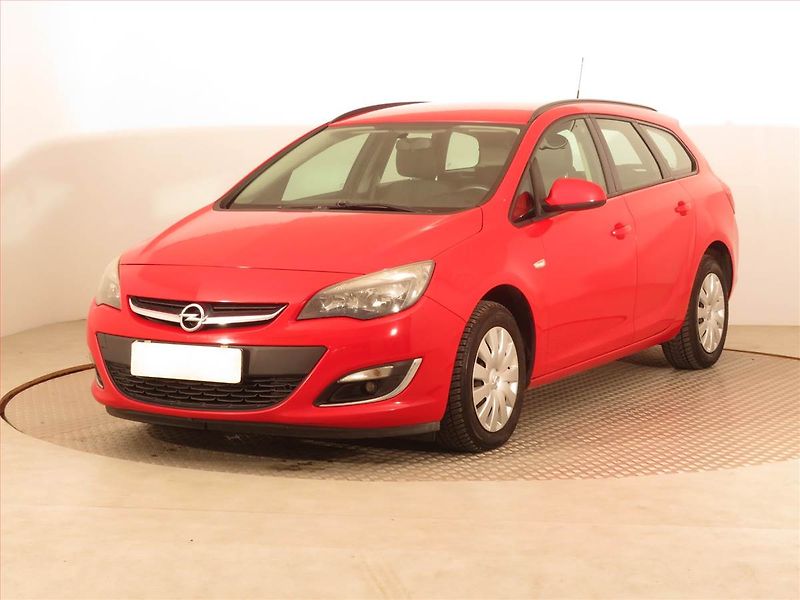 Opel Astra (2012) 1.7 CDTI, po STK, rezervace - fotka 2 z 14