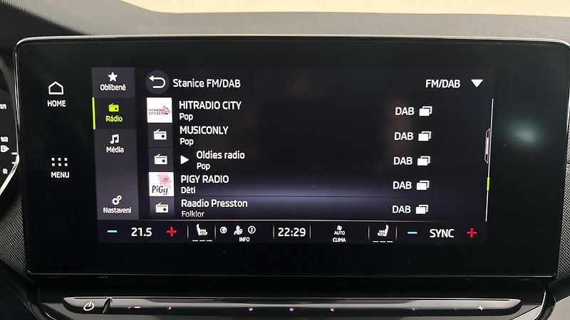 Škoda Octavia 2.0 TDI DSG 4x4 Style Combi - fotka 11 z 29
