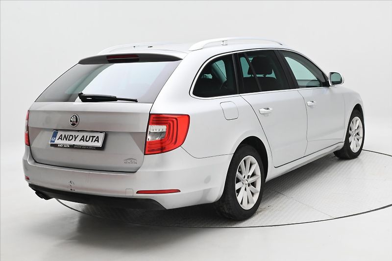 Škoda Superb 2,0 TDI 103 kW Ambition Servis - fotka 5 z 28