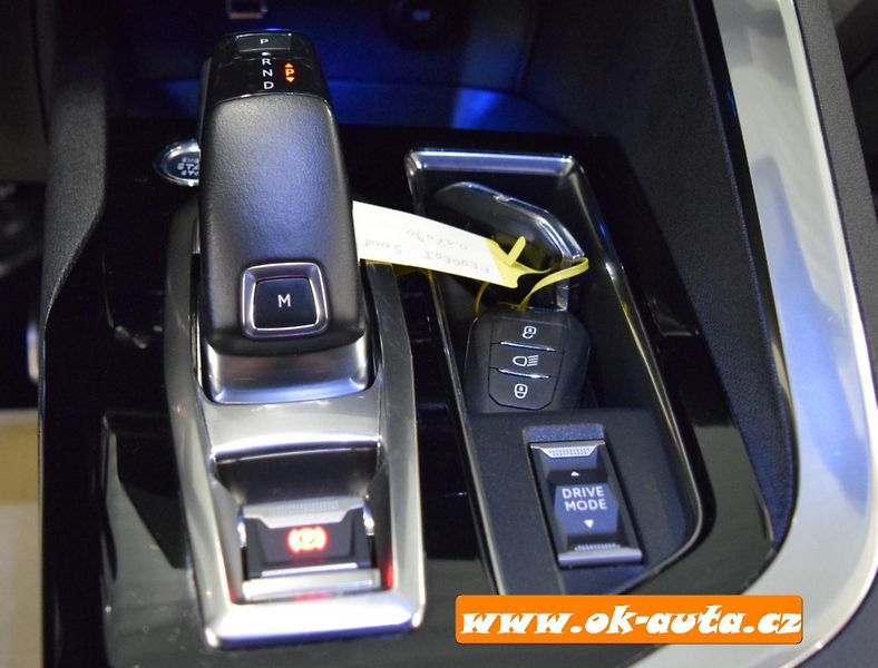 Peugeot 5008 1.5 BHDI GT LINE 7 MÍST 2021 - fotka 42 z 71
