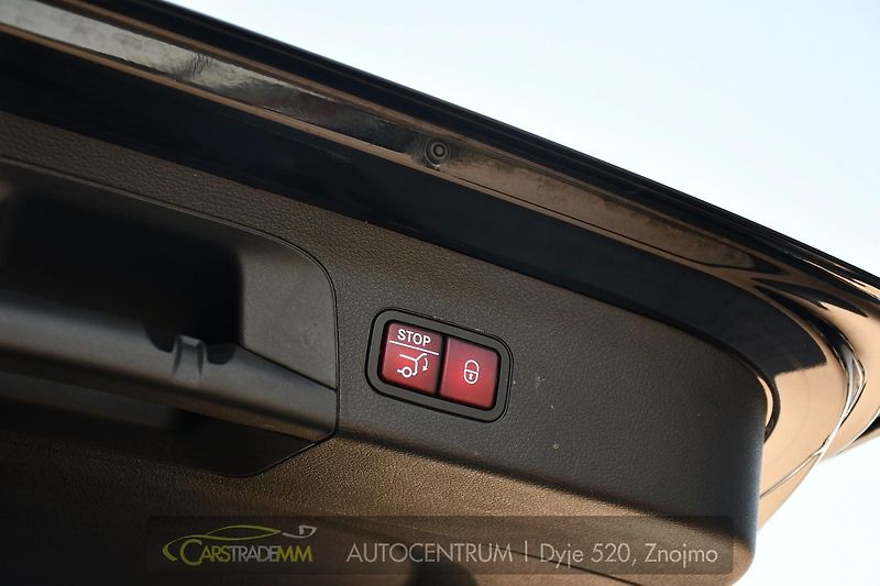 Mercedes-Benz GLS 580 V8 AMG 4M MASAŽ 7MÍST PANO - fotka 56 z 65