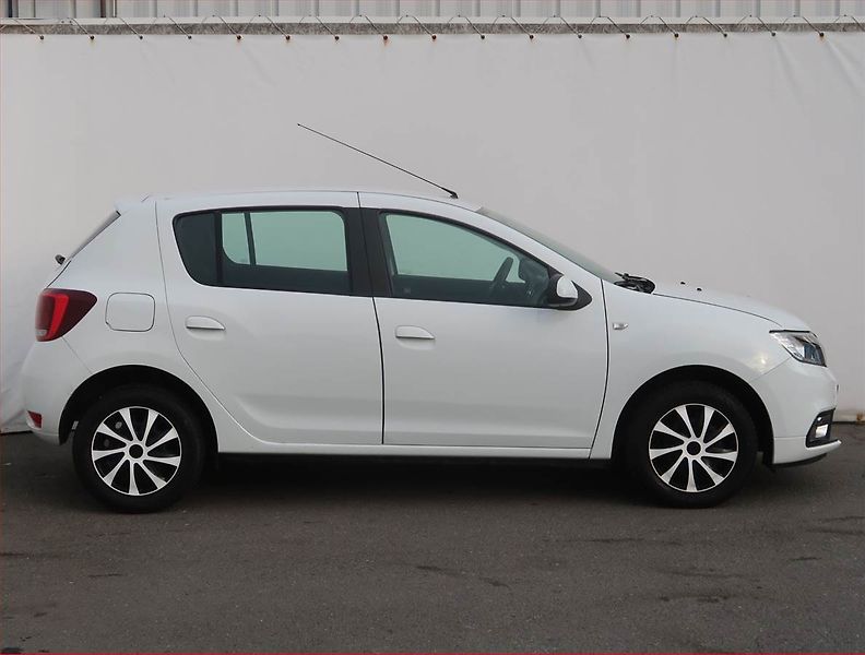 Dacia Sandero (2018) 1.0 SCe - fotka 6 z 15