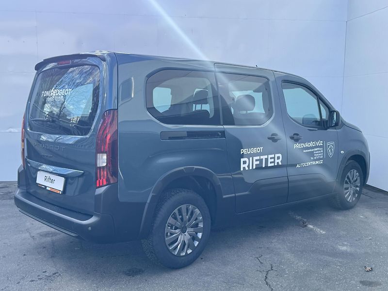 Peugeot Rifter (2025) LONG ALLURE S&S MAN6 1,5 BlueH - fotka 4 z 22