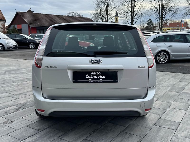 Ford Focus (2011) Trend 1.6 TDCi 80kW - fotka 6 z 31