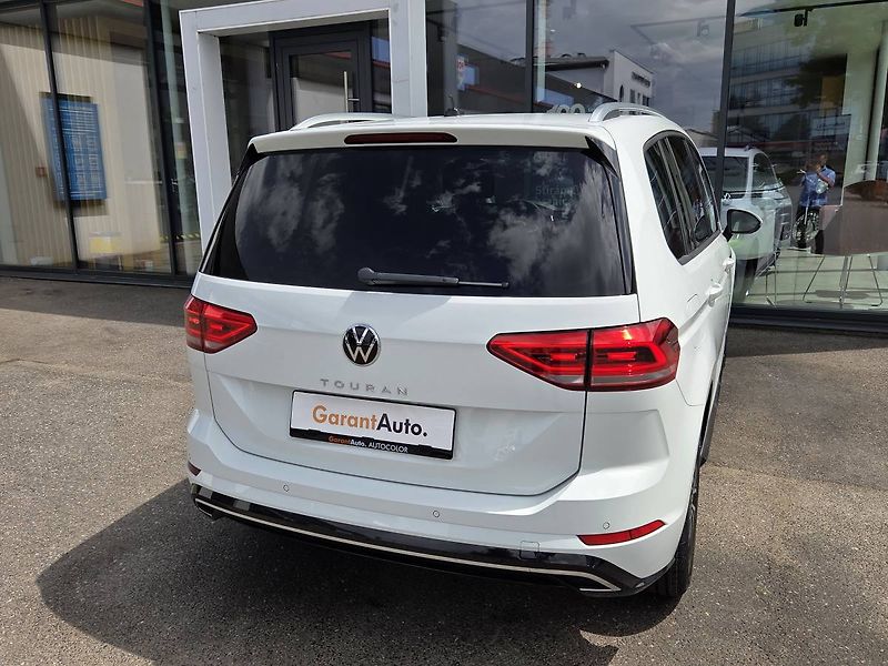 Volkswagen Touran (2026) 1.5 TSI DSG7 R-Line 7 míst - fotka 3 z 50