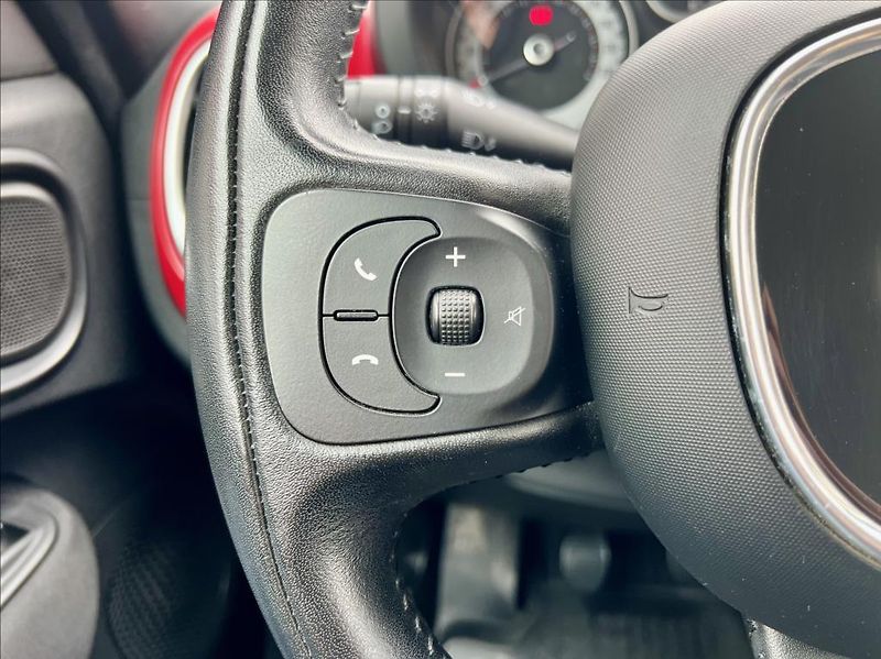 Fiat 500L 1,6 JTD  LIVING - klima -ALU - fotka 24 z 36