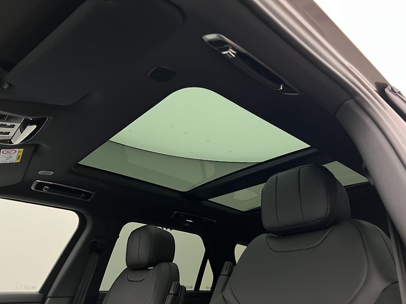 Land Rover Range Rover Sport (2026) P460e DYNAMIC SE AWD Aut - fotka 15 z 55