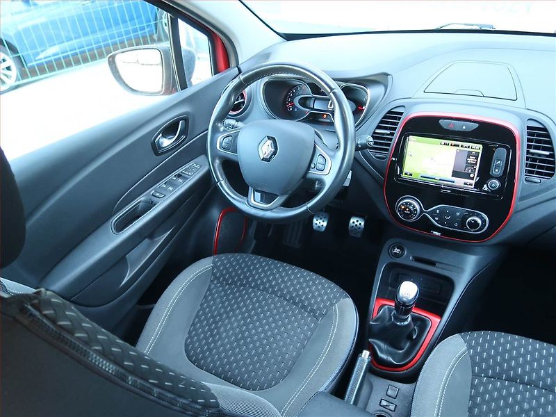 Renault Captur (2017) Intens 1.2 TCe, Serv.kniha - fotka 7 z 19