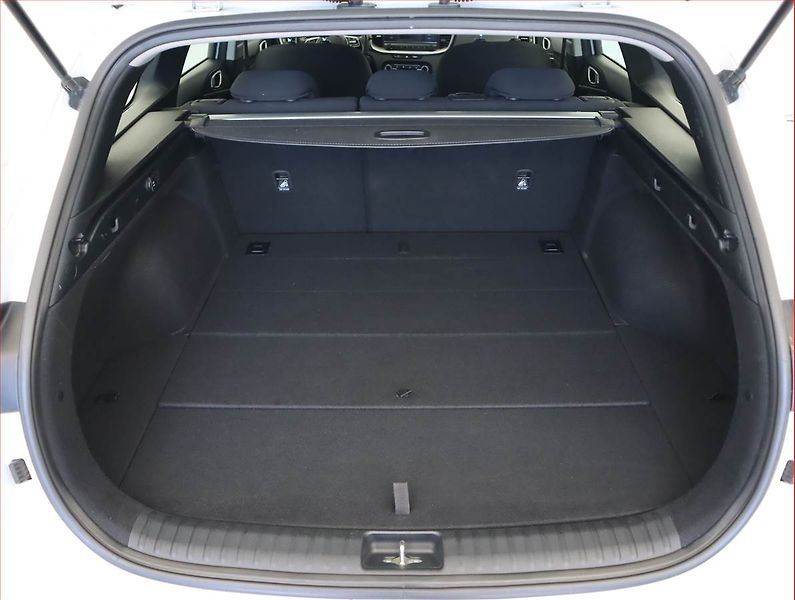Kia Ceed (2023) 1.5 T-GDI, Serv.kniha - fotka 14 z 18