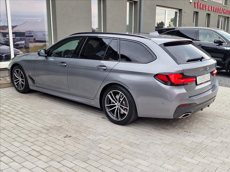 BMW Řada 5 520d Xdrive M-Sport ČR,1.Maj. - fotka 7 z 50