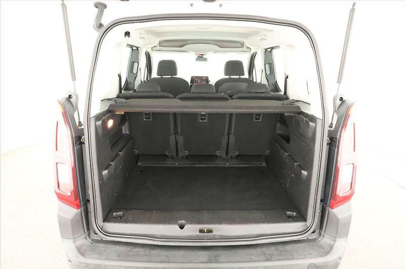 Citroën Berlingo (2019) Feel 1.5 BlueHDi, 5Míst, ČR - fotka 12 z 12