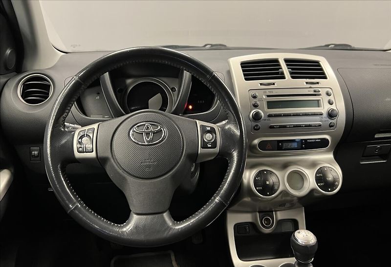 Toyota Urban Cruiser 1,3 - fotka 5 z 14