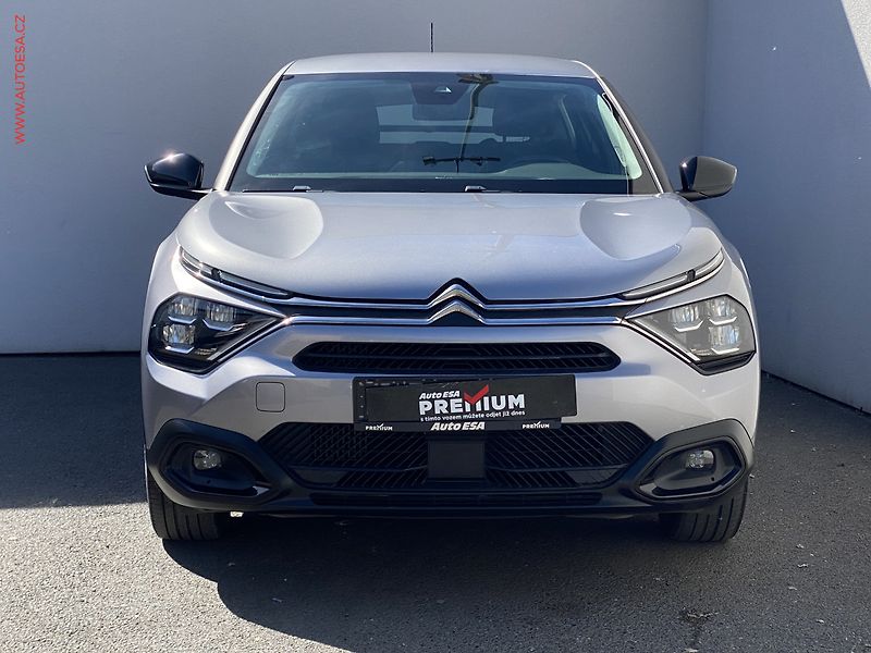Citroën C4 (2022) 1.2 PT, Feel, LED, kamera - fotka 2 z 19
