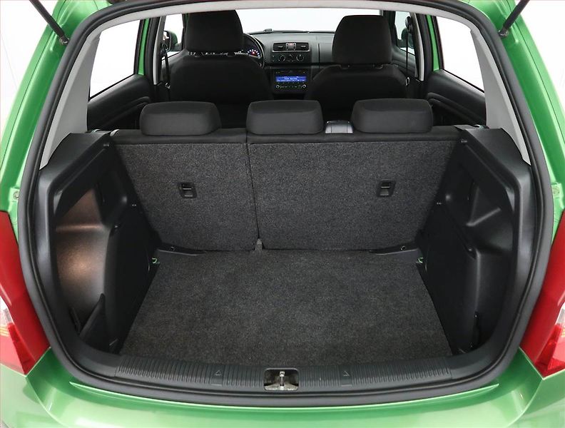 Škoda Fabia (2010) Ambition 1.2 TSI - fotka 13 z 16