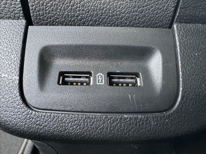 Škoda Fabia 1,0 TSI DPH tažné 1maj původČR - fotka 25 z 50