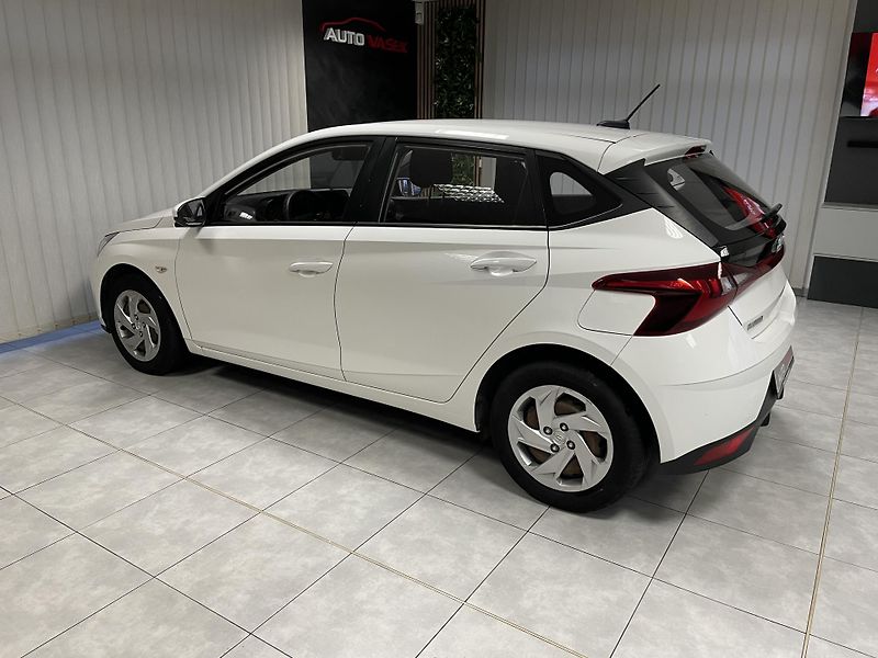 Hyundai i20 1.2 i ČR  1.MAJ.SERVISKA - fotka 7 z 23
