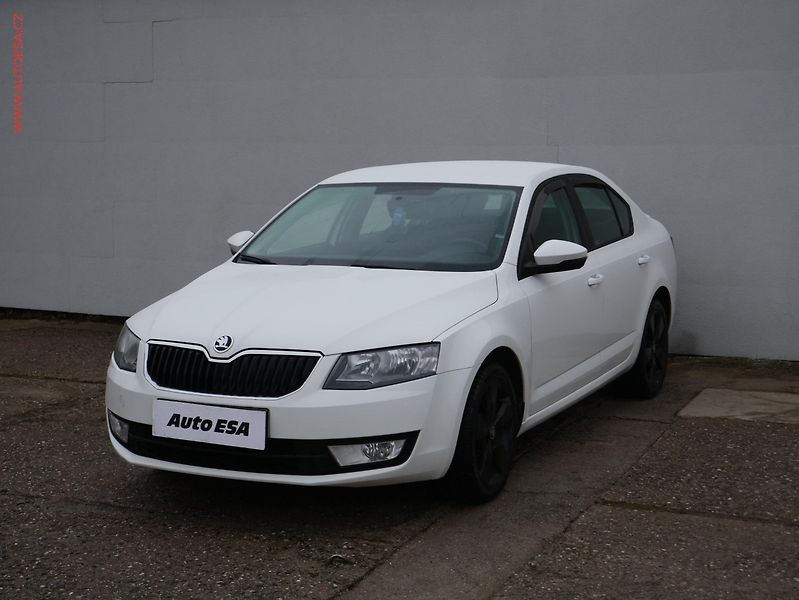 Škoda Octavia (2015) 2.0 TDi, ČR, Ambition - fotka 3 z 20