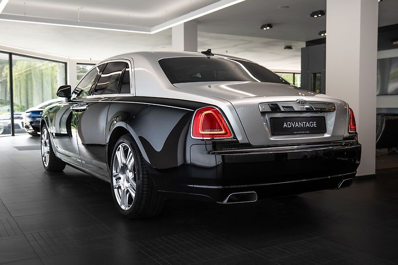 Rolls-Royce Ghost Family 360/Pano/Masážní sedadl - fotka 4 z 31