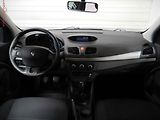 Renault Mégane (2010) 1.5 dCi, 2.maj,ČR, AC, temp - náhled 8