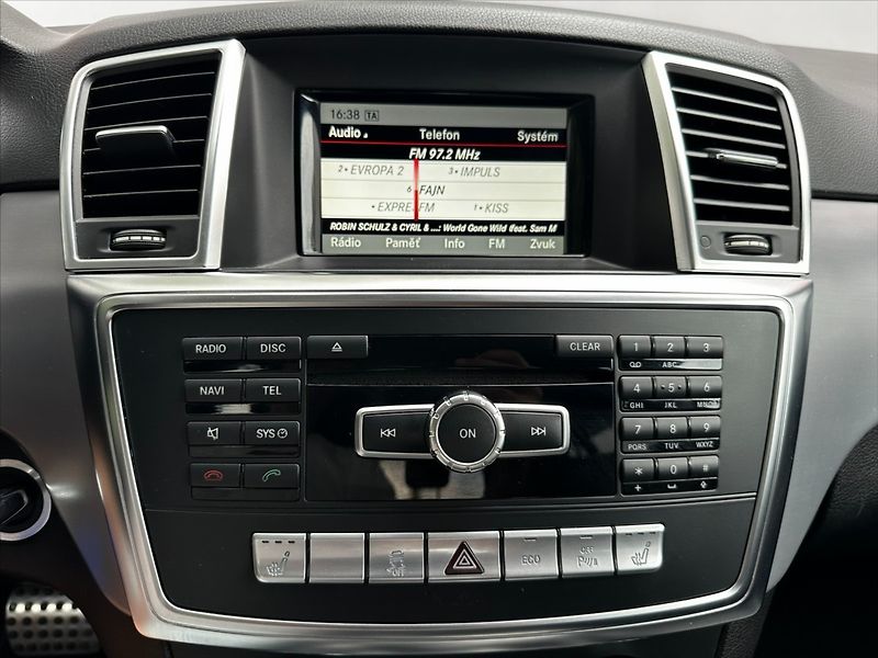 Mercedes-Benz Třídy M 2,2 ML 250CDI 150kW - fotka 26 z 46