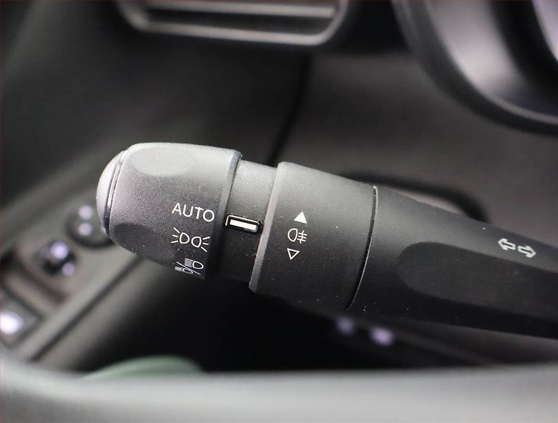 Citroën Berlingo (2018) Live 1.5 BlueHDi, 5Míst, ČR - fotka 17 z 20