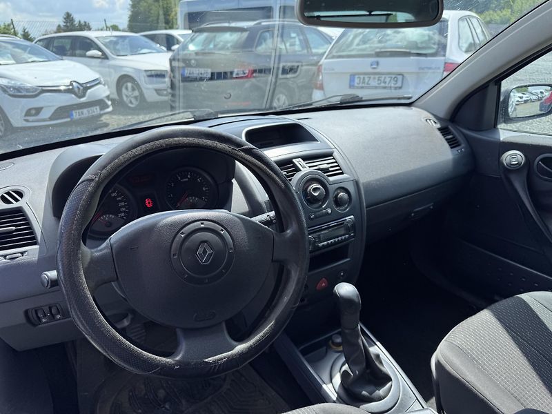 Renault Mégane 1.5 DCi, tažné, stk 3/2027 - fotka 9 z 16