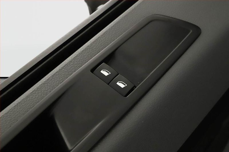 Peugeot Expert (2017) 1.6 BlueHDi, Bus, 6Míst, ČR - fotka 8 z 10