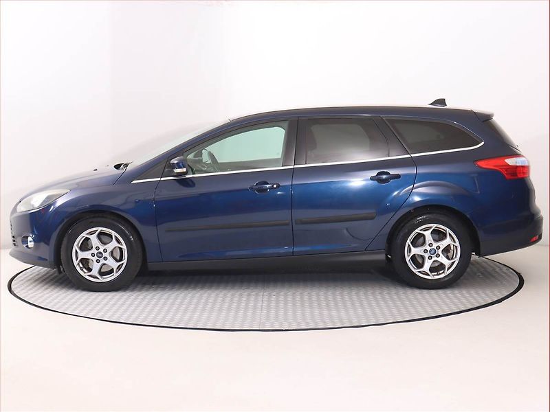 Ford Focus (2013) 2.0 TDCi, Serv.kniha, Navi - fotka 3 z 17