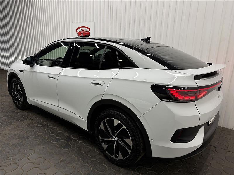 Volkswagen ID.5 150kW PRO PERF. PANO TČ MATRIX - fotka 6 z 46