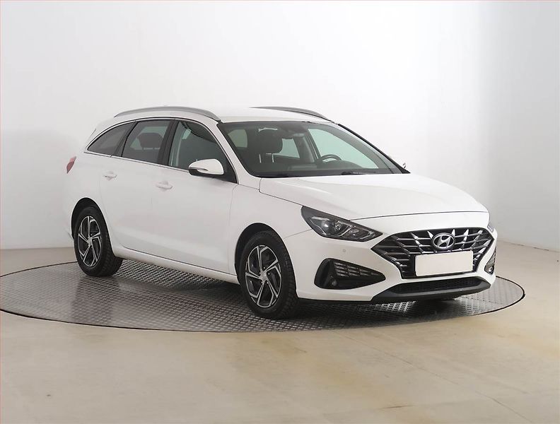 Hyundai i30 (2021) Family 1.6 CRDi, Serv.kniha - fotografie inzerátu