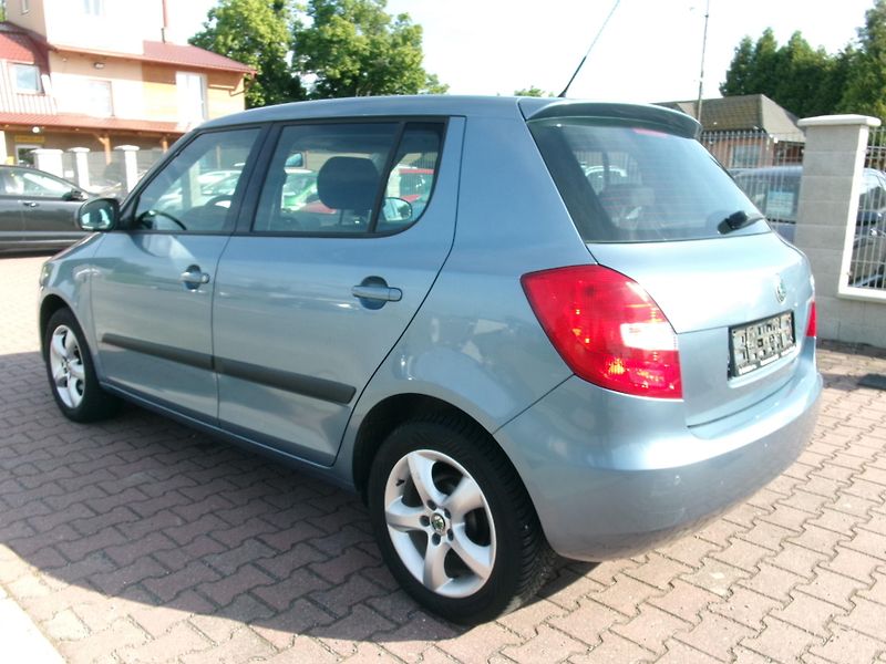 Škoda Fabia (2010) 1,2TSi ELEGANCE AC ALU - fotka 6 z 28