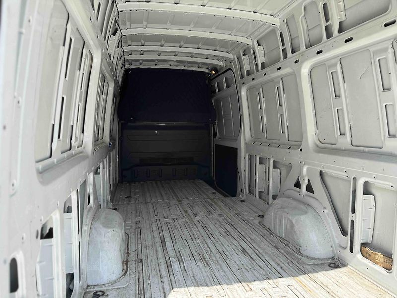 Mercedes-Benz Sprinter (2022) Sprinter 317 CDI -skříň-spaní - fotka 14 z 28